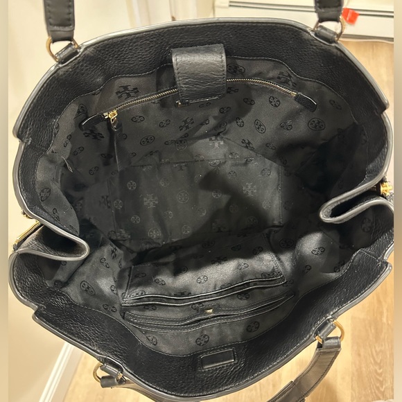 Tory Burch Ivy Side Zip Black Pebbled Leather Shoulder Tote Bag - Picture 9 of 13